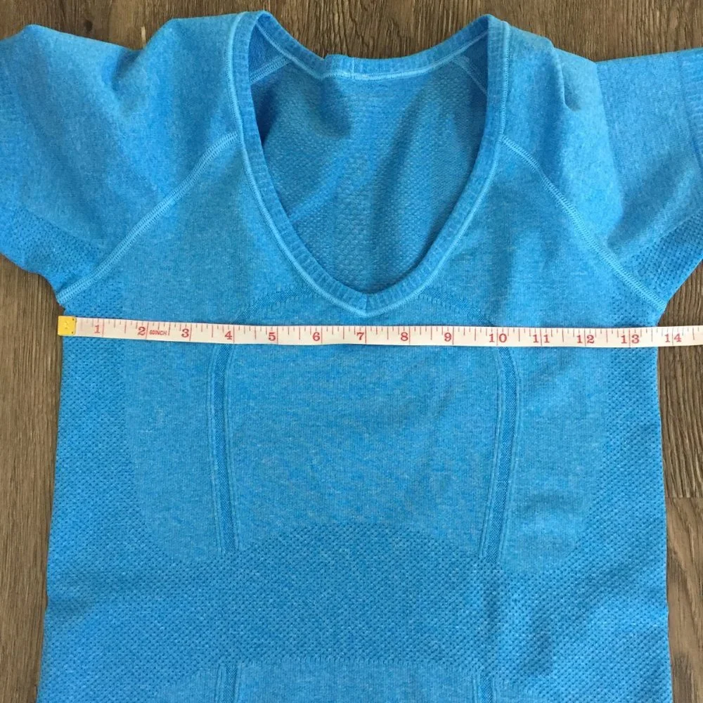 Lululemon Run: Swiftly V Neck Beach Blanket Blue